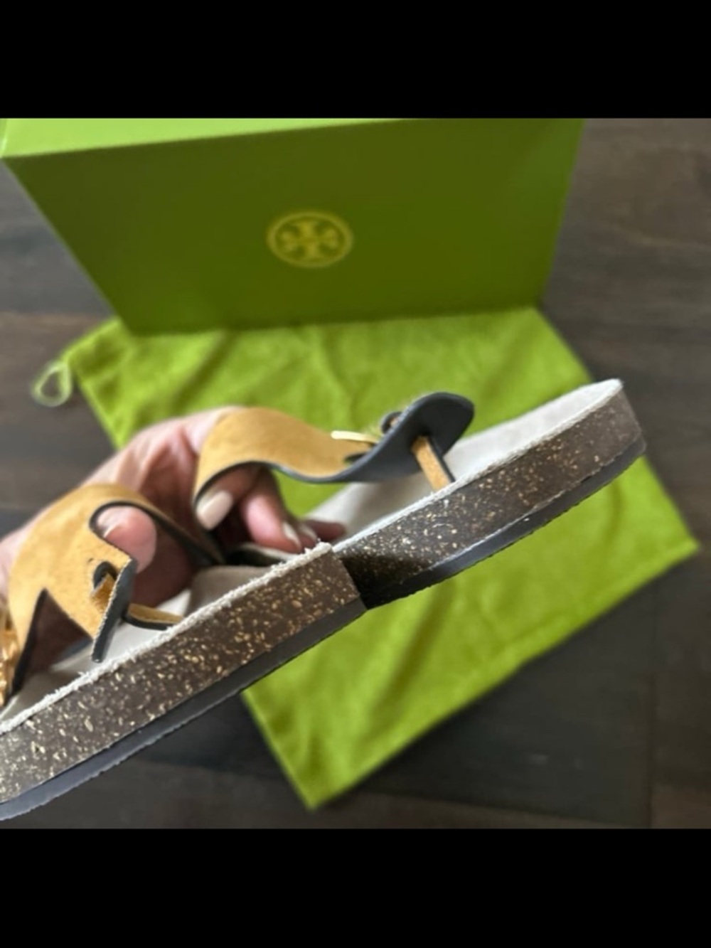 NIB ~ TORY BURCH MELLOW SUEDE THONG SANDALS sz 9.5 - Picture 7 of 12